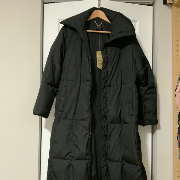 JCrew Long belted puffer jacket from their PrimaLoft collection - Picture 3 of 9